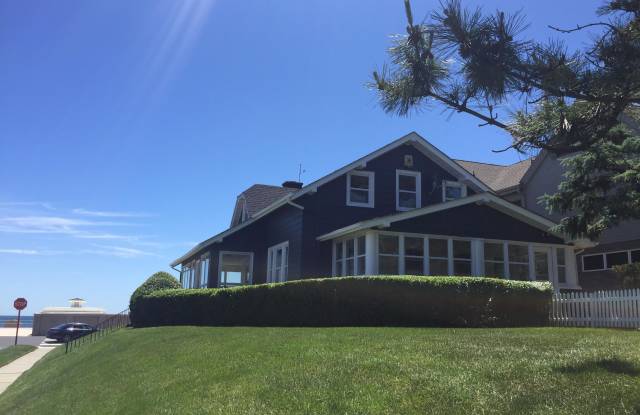 2011 Ocean Avenue