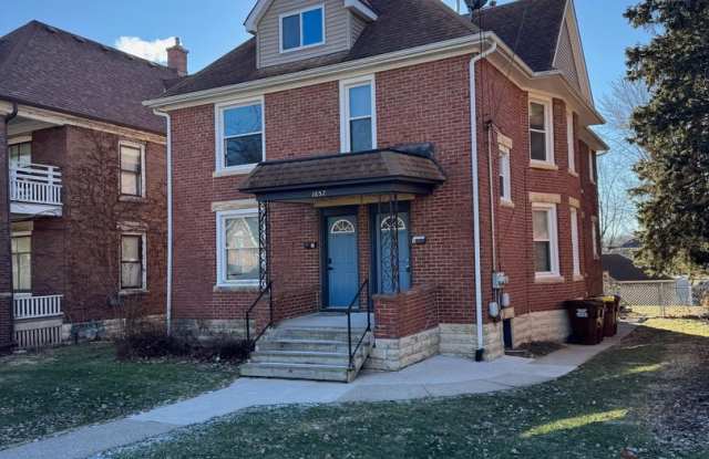 Photo of 1657 5th Ave