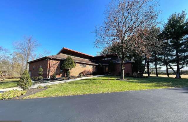Photo of 1311 BEN FRANKLIN Highway unit: Main Floor