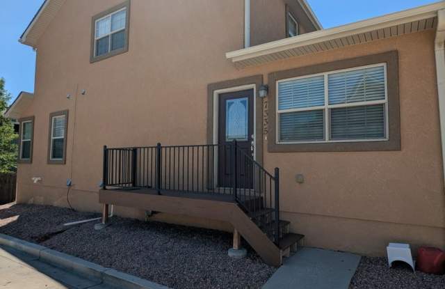 Beautiful 2 Story Townhome with 3 Car Garage!