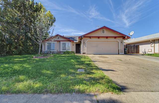 Freshly Updated 4-Bedroom Home with Central A/C  Garage