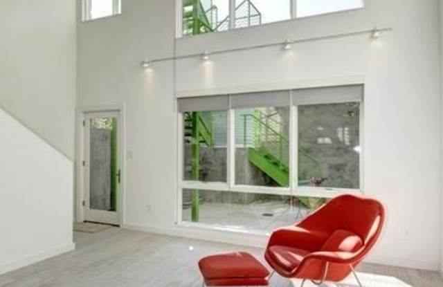 1234 10TH Street NW unit: A