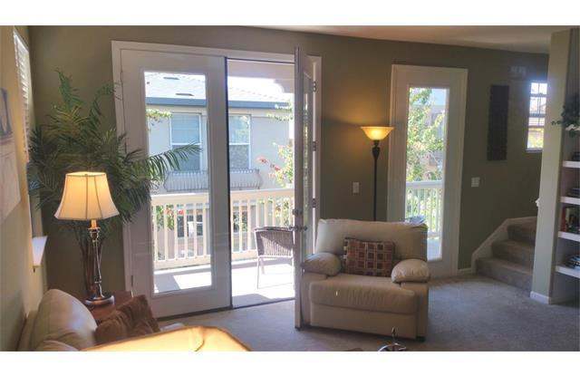 WILLOW GLEN - Beautiful townhome with balcony and attached garage. - 2229 Golden Crest Common, San Jose, CA 95125