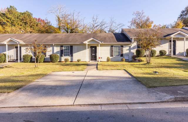 572 Elles Way