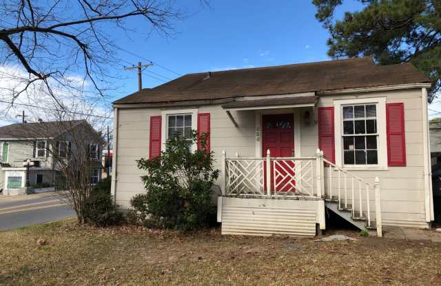 Cute and off Kings Hwy..