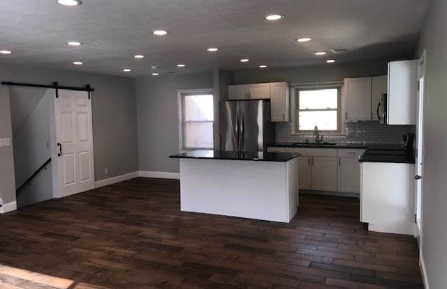 3 or 4 Bdrm/2 Bath Home ♦ Kingsport, TN