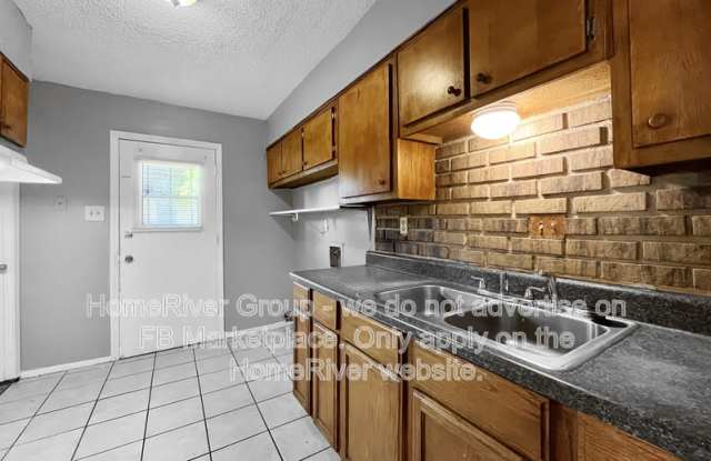 3436 Woodhollow Dr