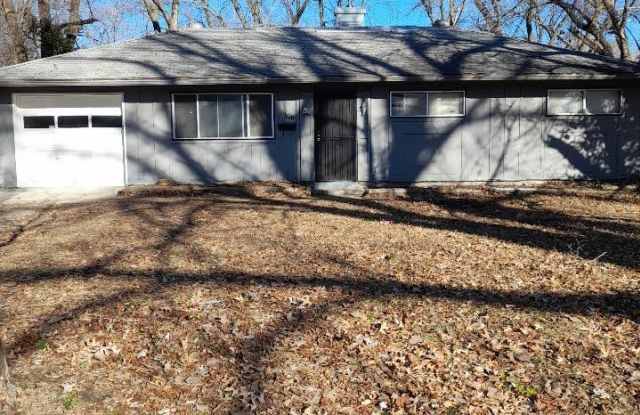 Photo of 8406 E 114th Terrace