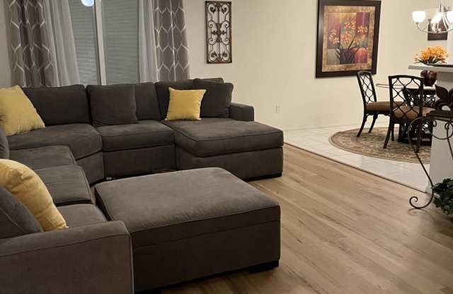 25258 S PINEWOOD Drive