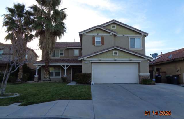 Photo of Large West Lancaster 2 Story Built in 2004 with 3638 sq. ft.