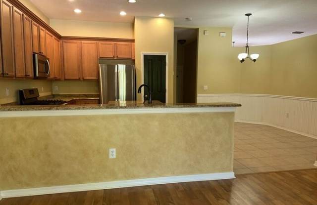 16132 Ivy Lake Drive