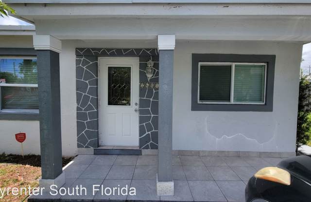 2601 NE 14th Ave