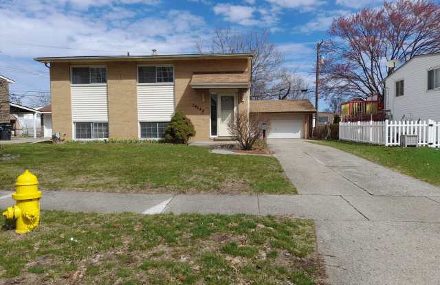 34548 TONQUISH Trail