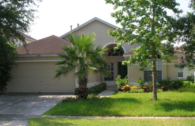 1061 BALLYSHANNON PKWY, ORLANDO - Huckleberry Fields.  Beautiful 3/2 home