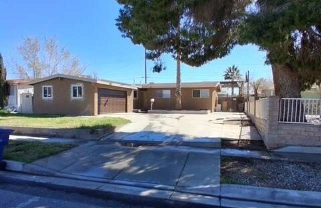 730 W Ave H-10