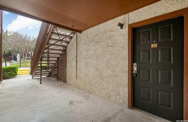 10527 Perrin Beitel Rd unit: A112