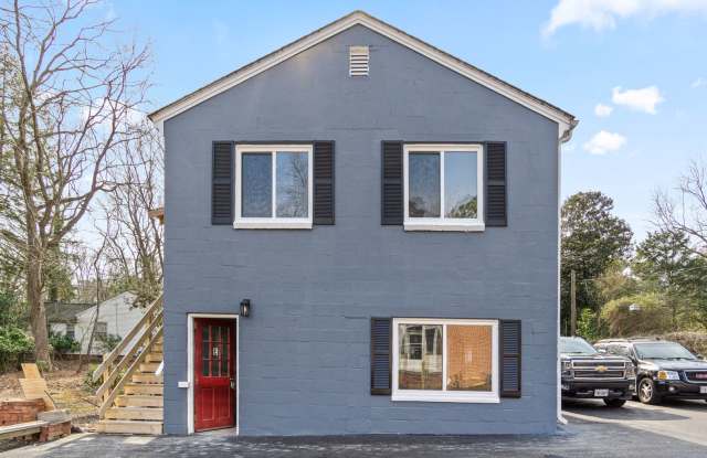 Photo of Rare 1 Bedroom Apartment in Williamsburg, VA | Pet-Friendly Rental