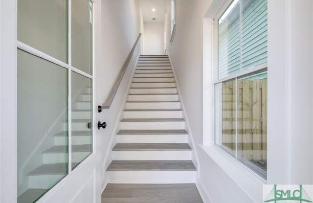 1615 Le Grand Street