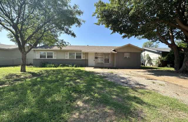 2612 E Auburn Street