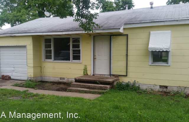 1504 SW Maple Ave