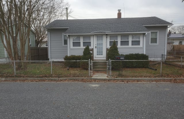 324 TAFT AVENUE - 324 Taft Avenue, Carneys Point, NJ 08069