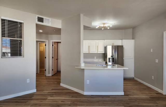 5303 N 7th St Unit 326