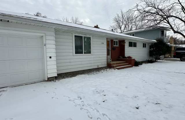 3 Bedroom 2.5 Bath - South Fargo