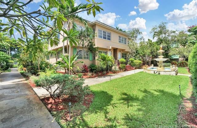 30 Almeria Ave - 30 Almeria Avenue, Coral Gables, FL 33134