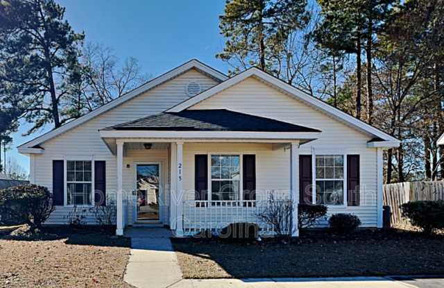 215 E Lake Trl