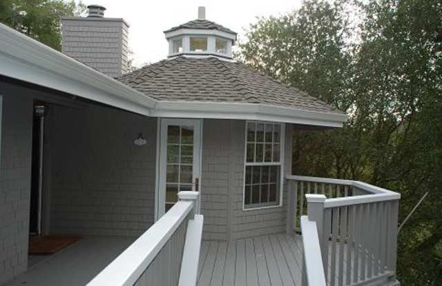 48 Sunnyside Lane