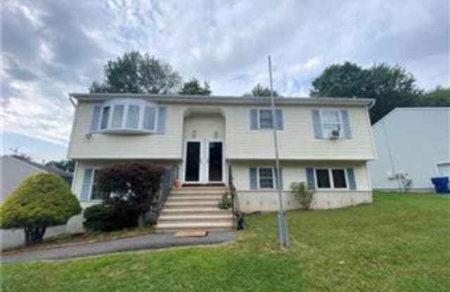 47 Ryan Pl - 47 Ryan Pl, Waterbury, CT 06704