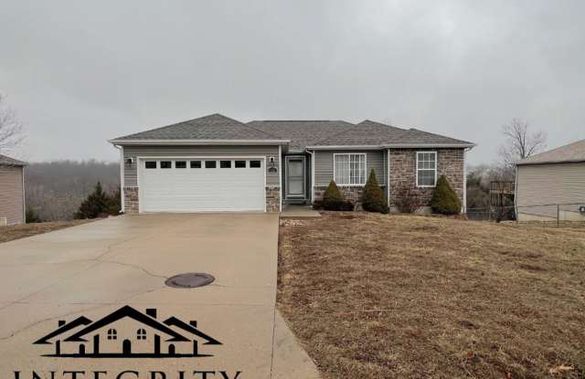 Single Family Home Close To FLW!