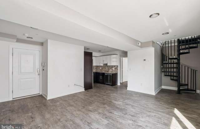 Photo of 1931 N PHILIP unit: 2R