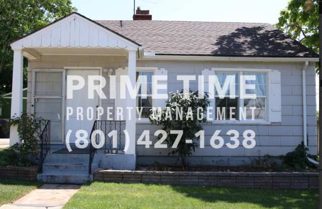 Cute 2 bedroom home for rent in Orem.