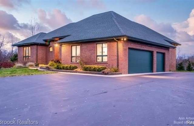 Photo of 3520 Blue Heron Court