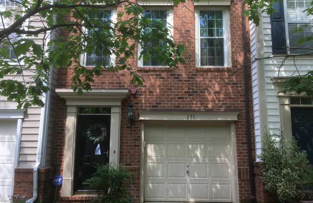 Photo of 171 Barrett Pl