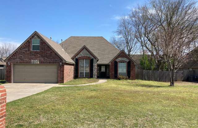 Spacious 3BDRM Home in Blackberry Ridge, Verdigris Schools - 25575 Briar Drive, Verdigris, OK 74019