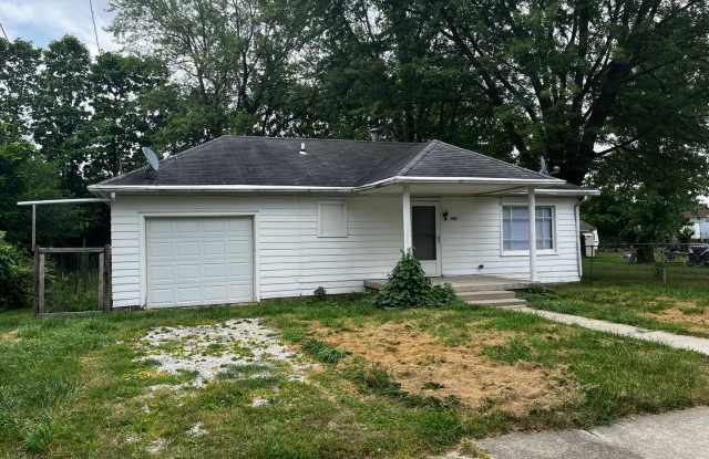 Photo of Large 2 Bedroom home with a Garage