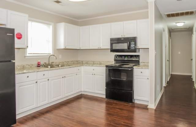 1517 Douthit Street Southwest