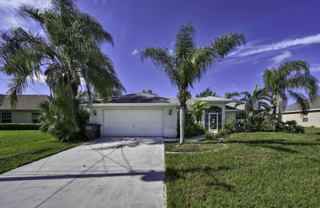 1016 Northwest 10th Street - 1016 Northwest 10th Street, Cape Coral, FL 33993