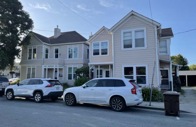 216 Maple Street - 220 - B