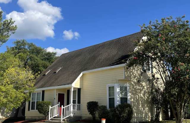 Photo of 6 Hollycrest Boulevard