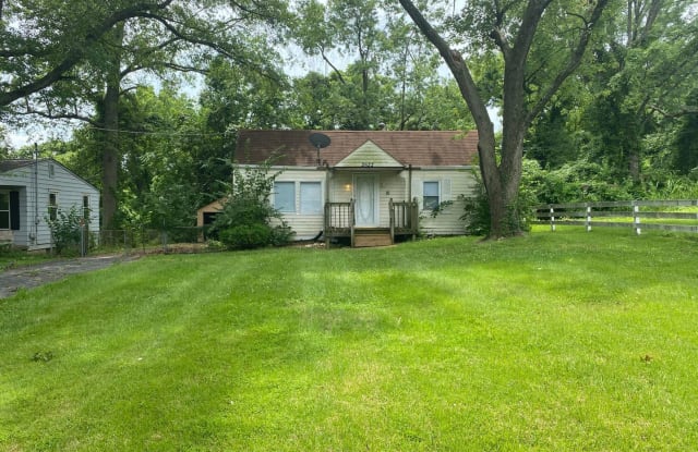 2622 Solway Ave - 2622 Solway Avenue, Jennings, MO 63136