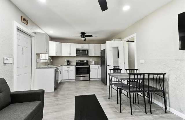 Photo of 601 76th Avenue