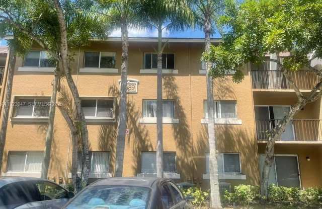 Photo of 1089 N Benoist Farms Rd