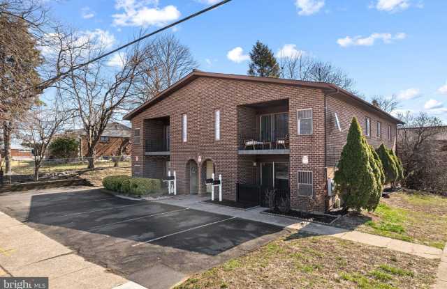 9505 NORTHEAST AVENUE