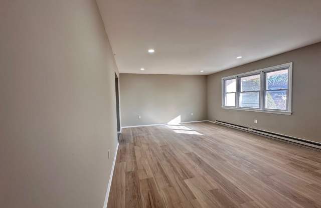 Photo of 403 7th Street