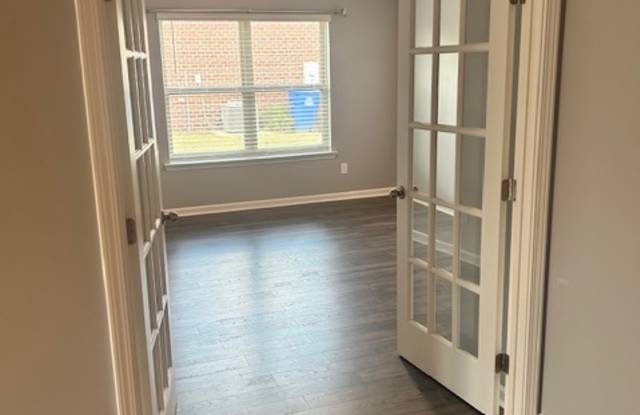 Photo of 22640 Regent Drive