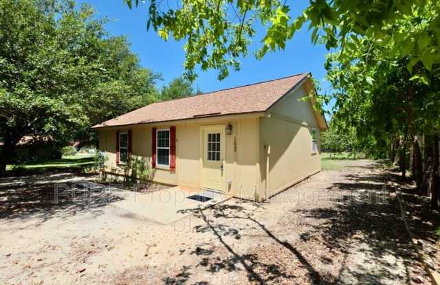 1623 Breezy Cv