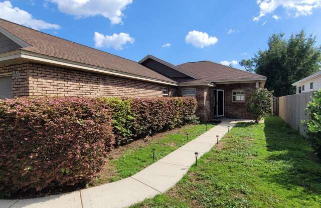 Lynn Haven!  3BR 2BA Home